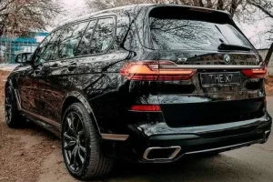 ชุดแต่งรอบคัน Carbon Fiber X7 G07 ทรง Renegade Design V.3
