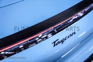 สปอยเลอร์ Carbon Fiber Porsche Taycan ทรง SRC