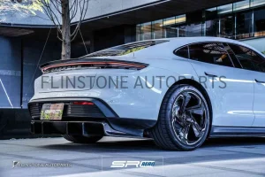 สปอยเลอร์ Carbon Fiber Porsche Taycan ทรง SRC