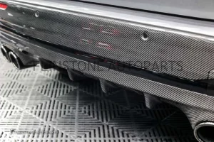 ดิฟฟิวเซอร์ Carbon Fiber H247 GLA-Class ทรง GLA45 AMG