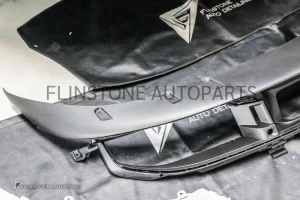 ลิ้นหน้า Porsche Taycan ทรง Taycan TURBO