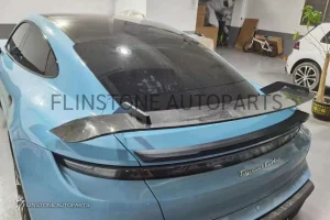 สปอยเลอร์ Carbon Fiber Porsche Taycan ทรง Revozport