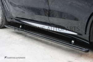 บันไดข้างไฟฟ้าอัตโนมัติ BMW X5 G05