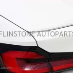 สปอยเลอร์ท้าย BMW G30 ทรง M Performance สีขาว