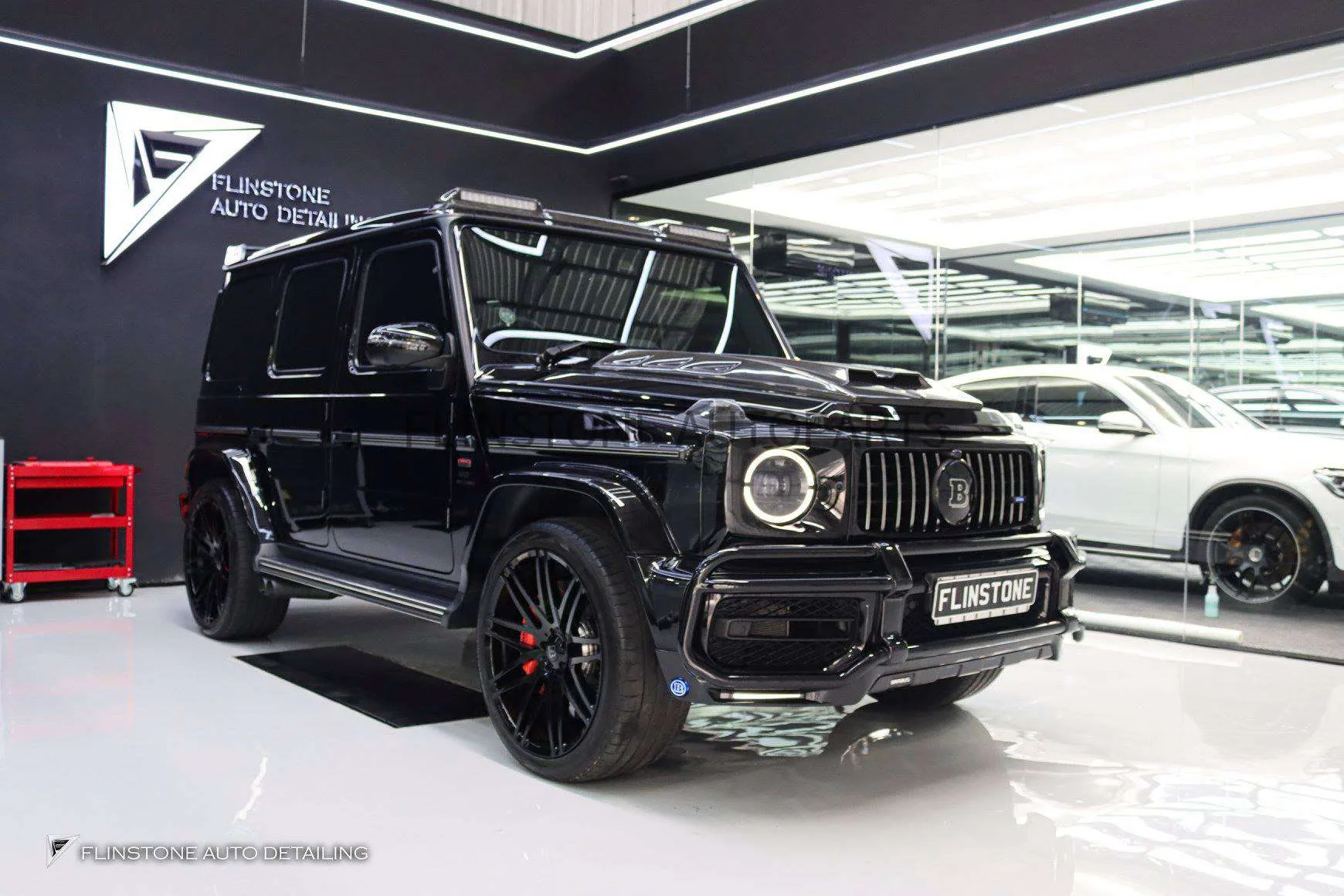 เคลือบแก้ว Benz G-class