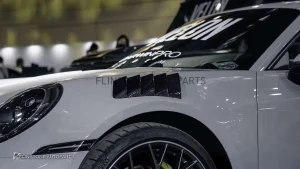 แก้มข้าง Carbon Fiber Porsche 992 Carrera ทรง RS