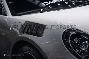 แก้มข้าง Carbon Fiber Porsche 992 Carrera ทรง RS