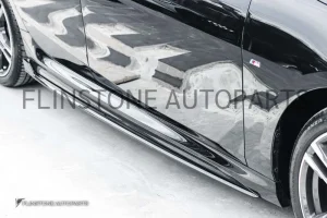 สเกิร์ตข้าง BMW F44 ทรง GT สีดำเงา