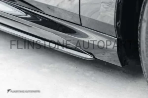 สเกิร์ตข้าง BMW F44 ทรง GT สีดำเงา