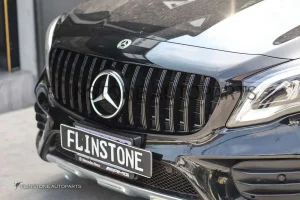 กระจังหน้า W156 GLA-Class Facelift ทรง GT สีดำเงา