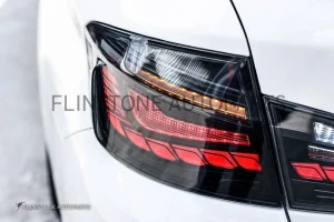 ไฟท้าย BMW F10 ทรง OLED สีรมดำ