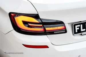 ไฟท้าย BMW F10 ทรง OLED สีรมดำ