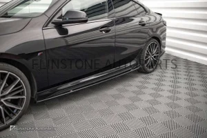 สเกิร์ตข้าง BMW F44 ทรง Maxton design สีดำเงา V.2