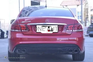 ดิฟฟิวเซอร์ W207 E-Class Coupe Facelift ทรง E53 พร้อมปลายท่อ สีเงิน
