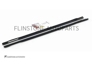 สเกิร์ตข้าง BMW G22 ทรง Maxton design V.3 สีดำเงา