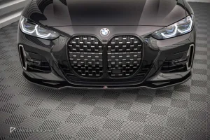 ลิ้นหน้า BMW G22 ทรง Maxton design V.3 สีดำเงา