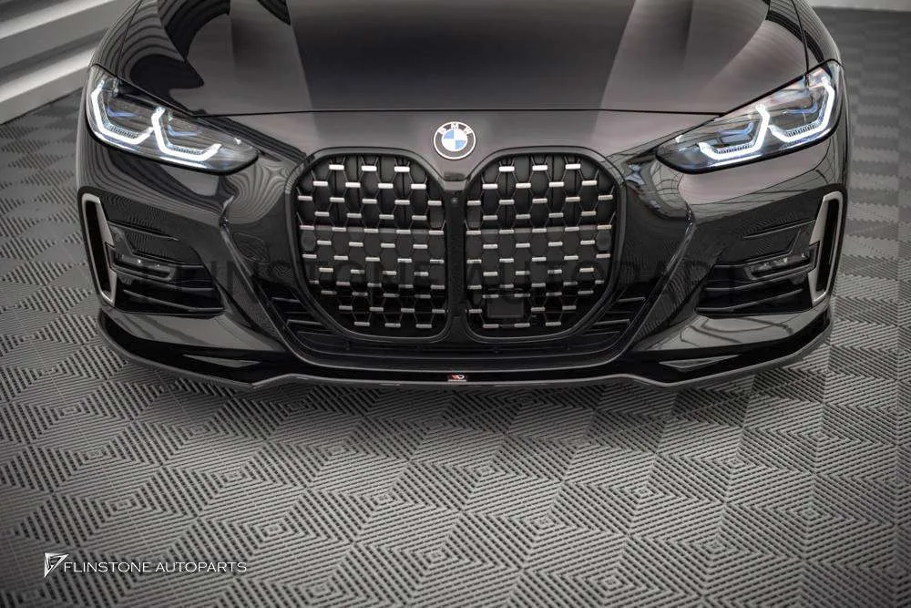 ลิ้นหน้า BMW G22 ทรง Maxton design V.3 สีดำเงา