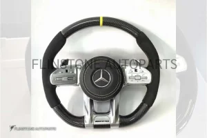 พวงมาลัย Mercedes Benz Carbon fiber มือจับ Alcantara คาดสีเหลืองที่12 นาฬิกา