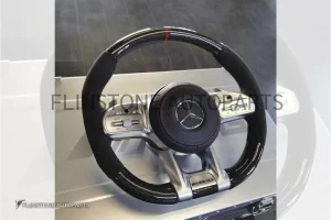 พวงมาลัย Mercedes Benz Carbon fiber มือจับ Alcantara คาดสีแดงที่12 นาฬิกา