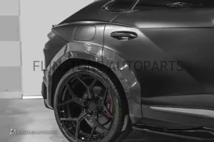 คิ้วซุ้มล้อ Carbon fiber Lamborghini Urus ทรง DMC