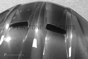 ฝากระโปรง Carbon fiber Lamborghini Urus ทรง DMC