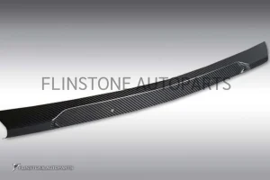 แผ่นปิดฝาท้าย Carbon fiber Lamborghini Urus ทรง OEM