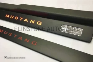 กาบบันไดไฟ Logo Mustang