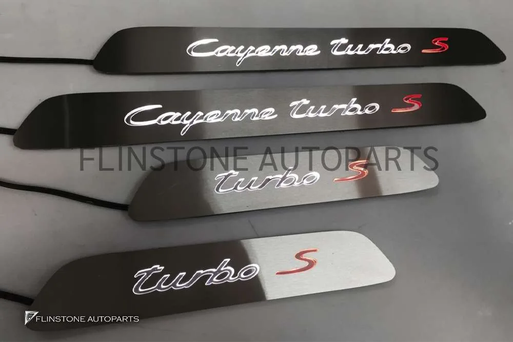 กาบบันไดไฟ Logo Cayenne Turbo S