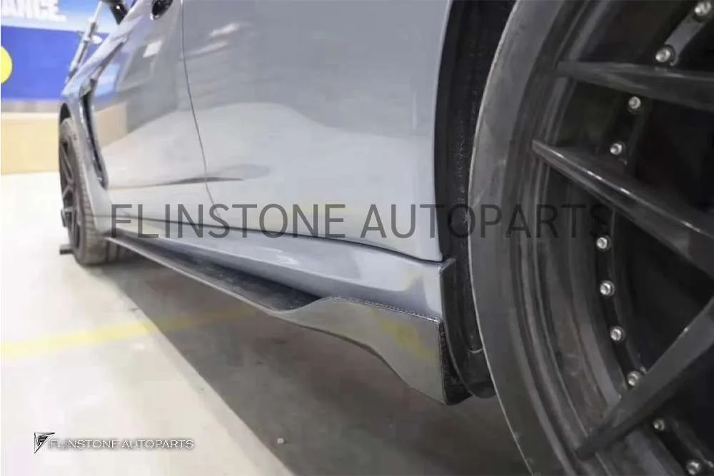 สเกิร์ตข้าง Carbon fiber PORSCHE 970 Panamera ทรง GT แบบมีปีก