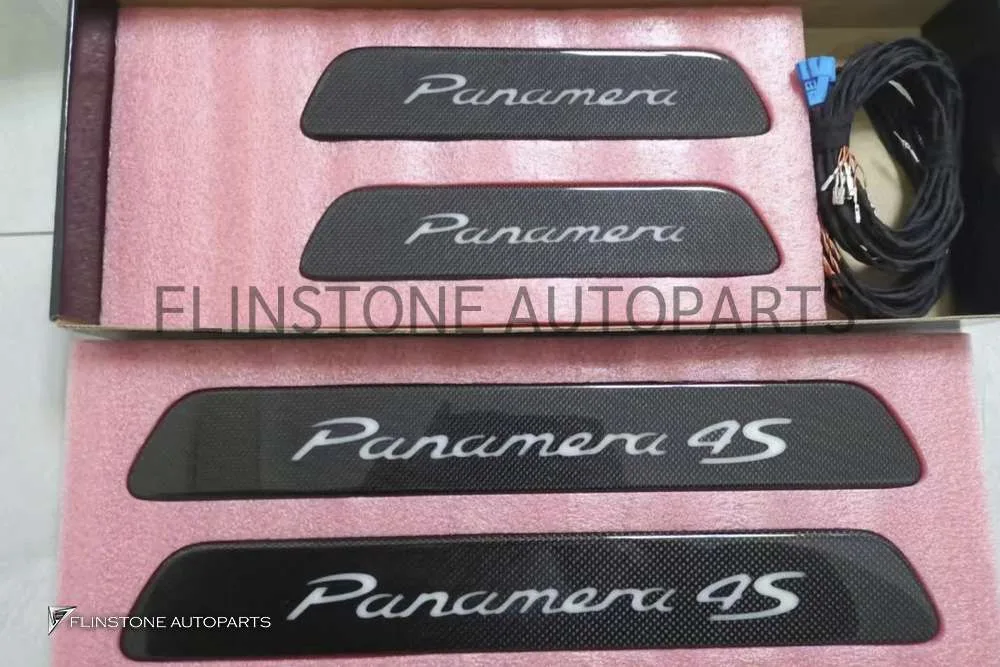 กาบบันได Carbon fiber Porsche Panamera 4S