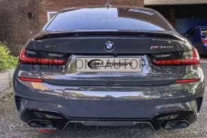 ดิฟฟิวเซอร์ BMW G20 ทรง M340i สีดำเงา พร้อมปลายท่อ