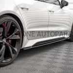 สเกิร์ตข้าง Audi C8 Rs7 V.1 สีดำเงา ทรง Maxton