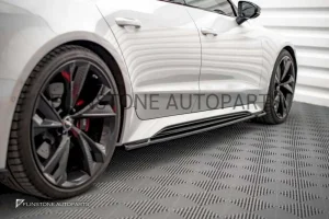 สเกิร์ตข้าง Audi C8 Rs7 V.1 สีดำเงา ทรง Maxton