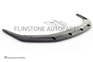 ลิ้นหน้า Audi C8 Rs7 V.2 สีดำเงา ทรง Maxton
