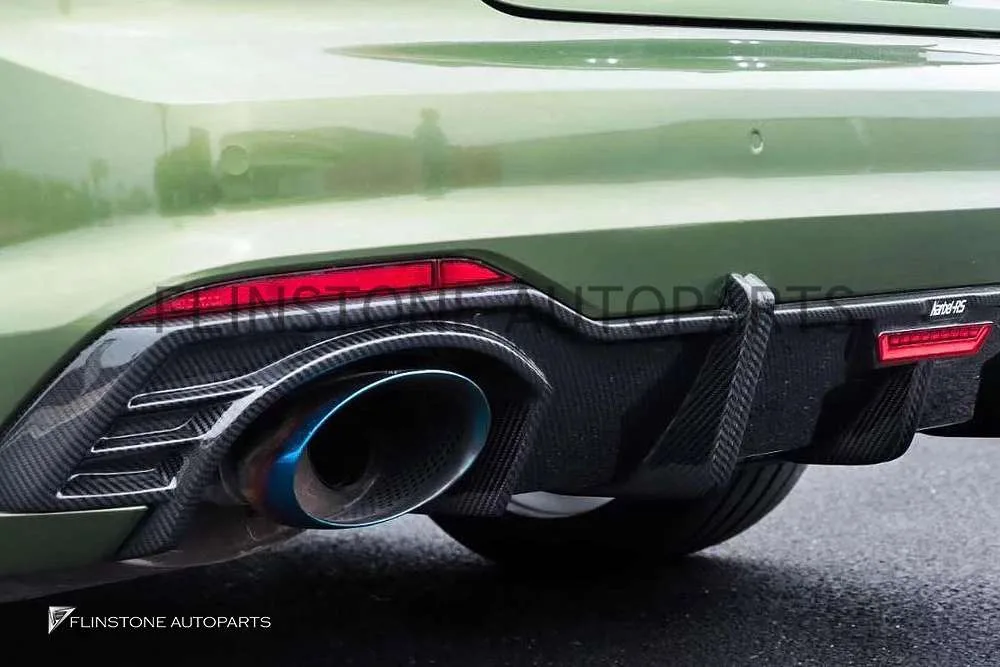 ดิฟฟิวเซอร์ Carbon Fiber Audi RS5 ทรง Karbel
