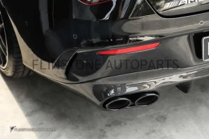 คิ้วโค้งช่องลมหลัง Carbon Fiber W118 CLA-Class ทรง CLA45 AMG