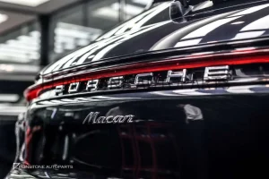 ฝาท้าย PORSCHE Macan พร้อมไฟท้าย LED สีดำ