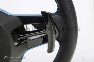 พวงมาลัย Techart สำหรับ Porsche หนัง Nappa เย็บด้ายฟ้า คาดฟ้าที่12นาฬิกา ปุ่มสีฟ้า Paddle Shift สีดำ ปุ่ม Race Display ขวา