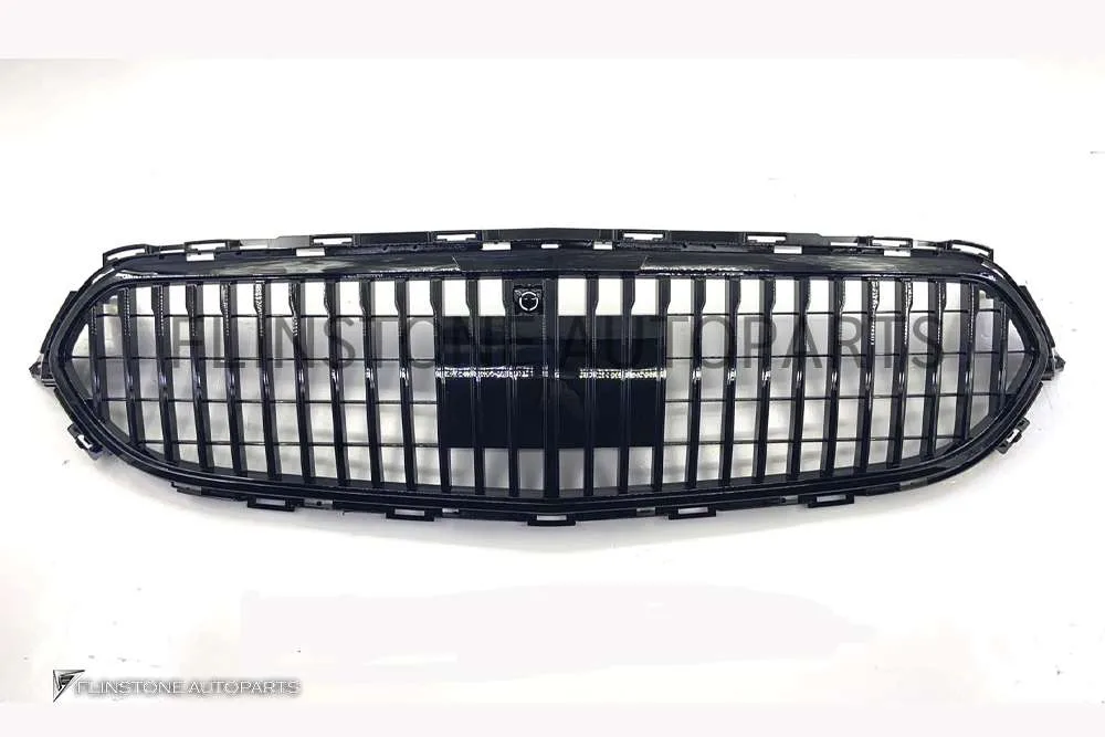 กระจังหน้า W213/C238 E-Class ทรง Maybach สีดำเงา มีกล้อง