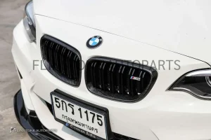 กระจังหน้า BMW F22/F23 เส้นคู่ สีดำเงา ขอบคาร์บอน