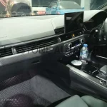 ชุดคอนโซลภายใน Carbon Fiber Audi A5 แบบด้าน