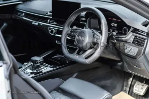 ชุดคอนโซลภายใน Carbon Fiber Audi A5 แบบเงา