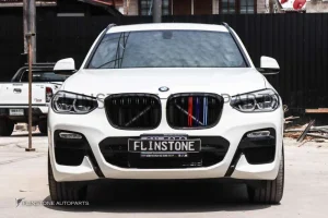 กระจังหน้า BMW G01 X3/G02 X4 เส้นคู่ สีดำเงา พร้อมแถบสามสี
