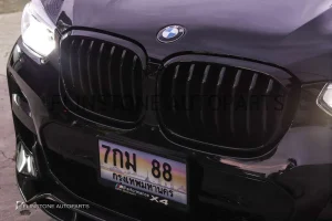 กระจังหน้า BMW G01 X3/G02 X4 เส้นเดี่ยว สีดำเงา