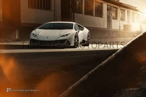 ชุดแต่งรอบคัน Carbon Fiber Lamborghini HURACAN EVO ทรง Novitec