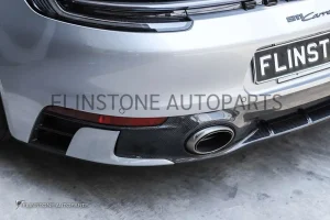 ดิฟฟิวเซอร์ Carbon Fiber Porsche 992 Carrera ทรงเดิมติดรถ  สำหรับ Sport Pack Design ของแท้