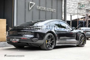 สปอยเลอร์ Carbon Fiber Porsche Taycan ทรง Zyrus
