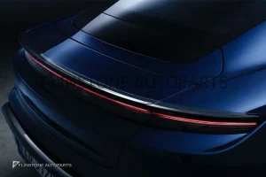สปอยเลอร์ Carbon Fiber Porsche Taycan ทรง Zyrus