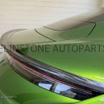 สปอยเลอร์ Carbon Fiber Porsche Taycan ทรง Zyrus