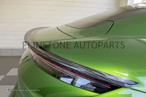 สปอยเลอร์ Carbon Fiber Porsche Taycan ทรง Zyrus